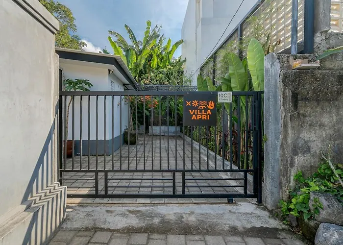 Villa Incredible Family With Water Slide Beachside *